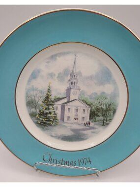 VTG Country Church Christmas 1974 Collectors Plate Avon Enoch Wedgwood